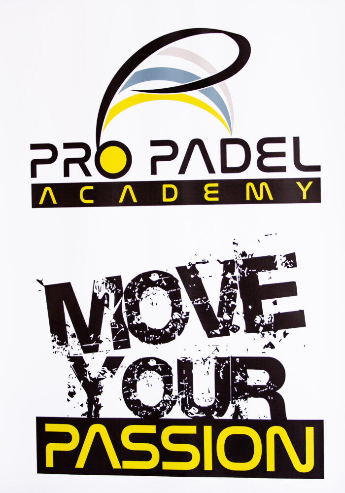 Slogan pro padel academy move your passion